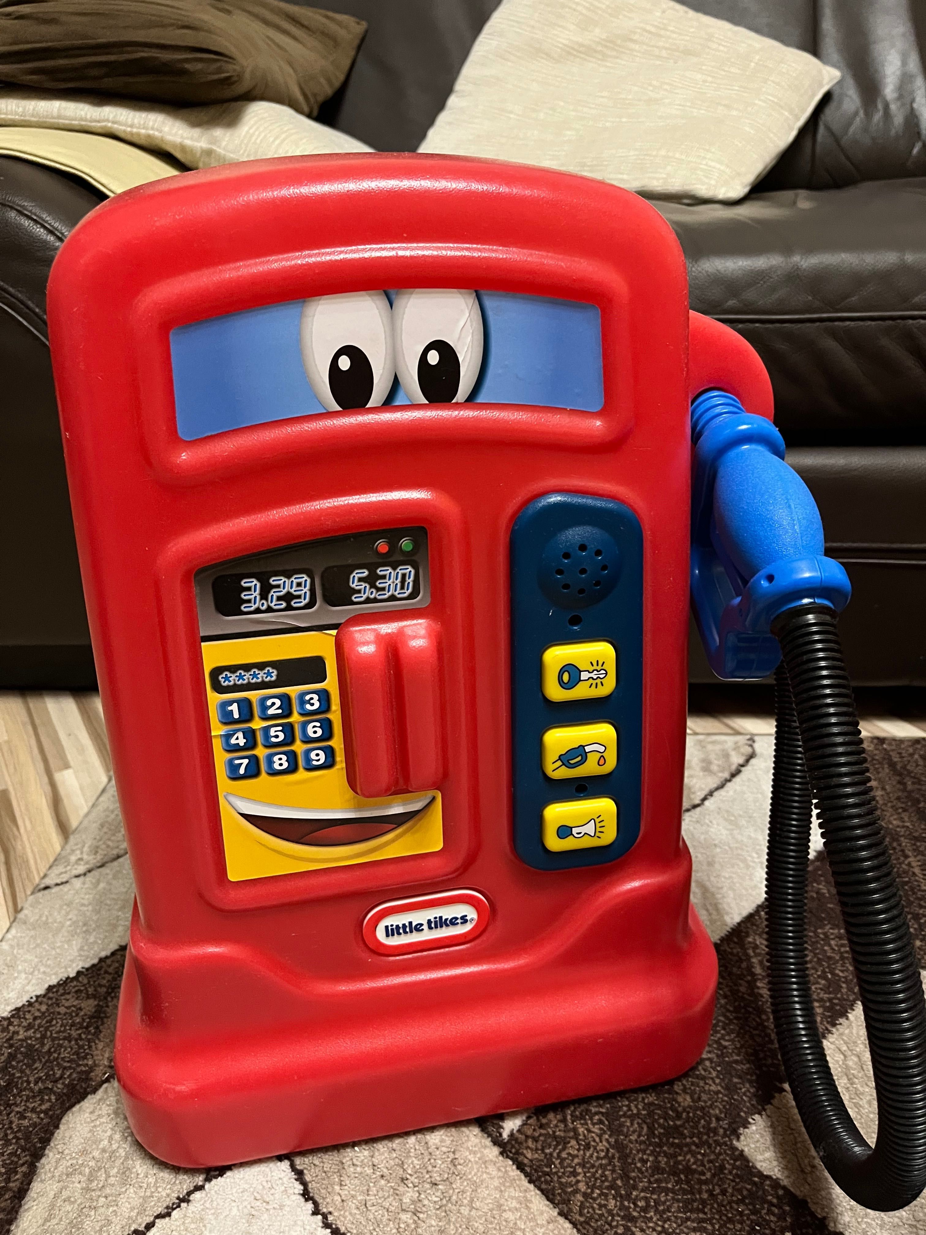 Jeździk autko little tikes z dystrybutorem