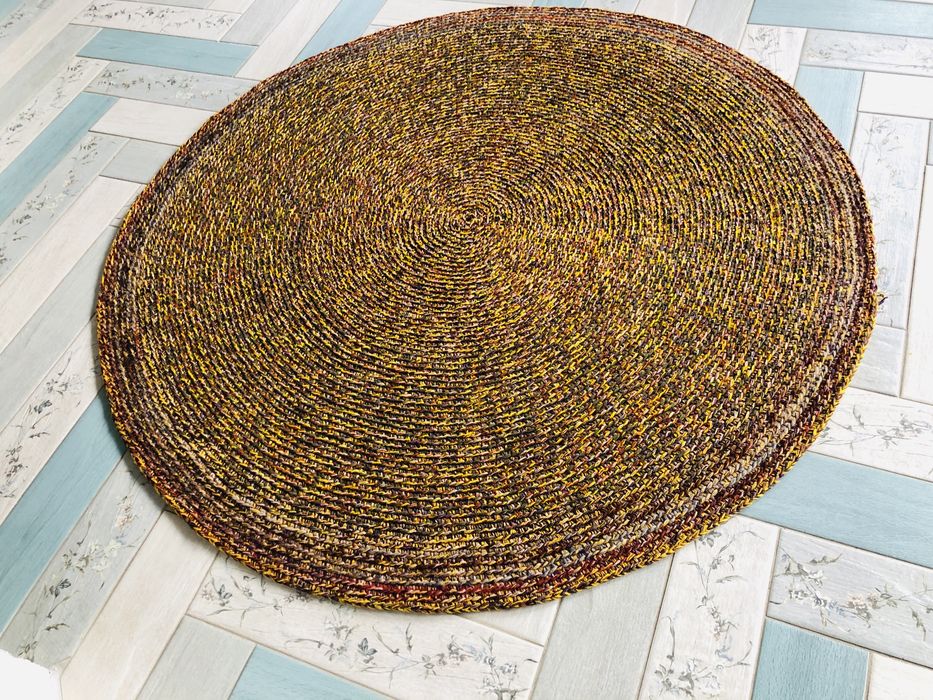 Ковер ручной работы 115 см.