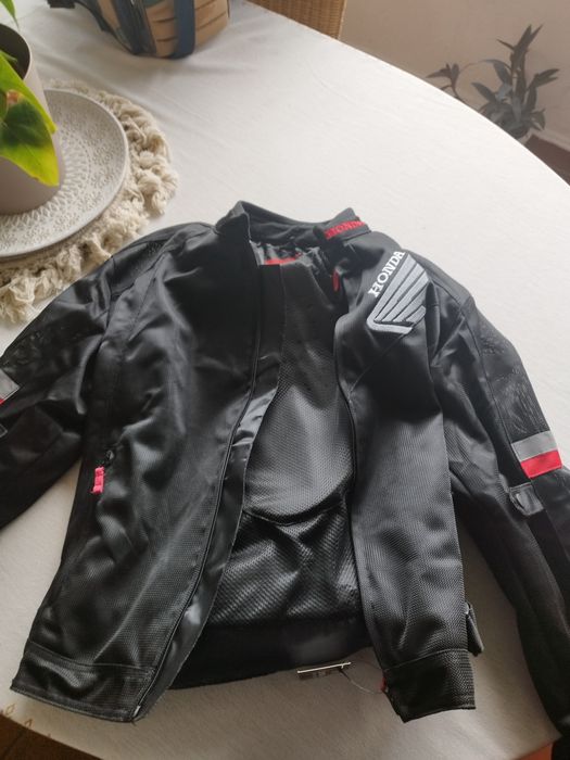 Casaco da Honda de verão