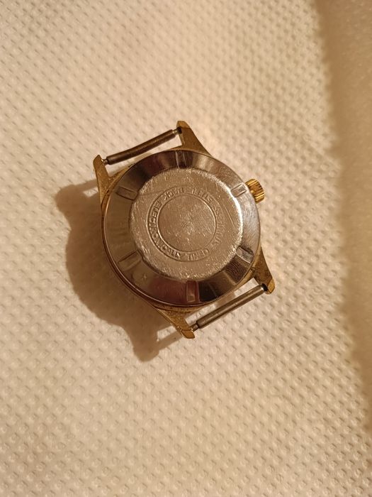 Używany zegarek bez paska