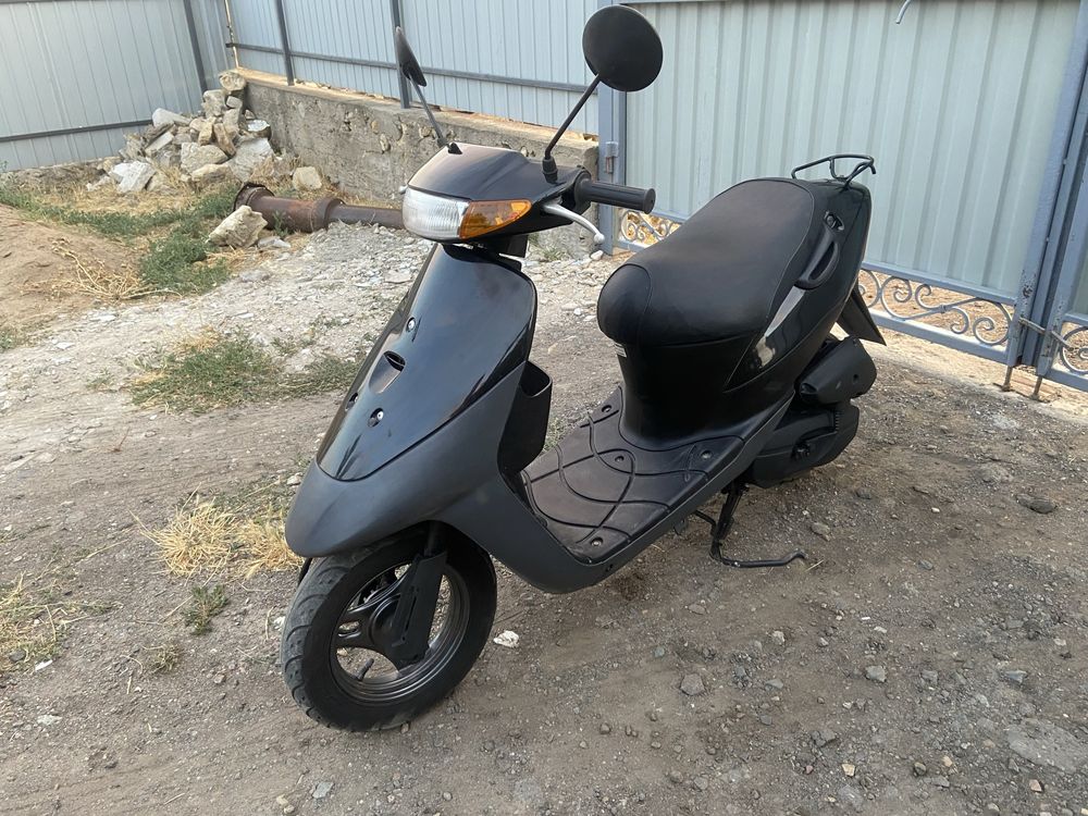 В продажі сузукі лец 2 з контейнера