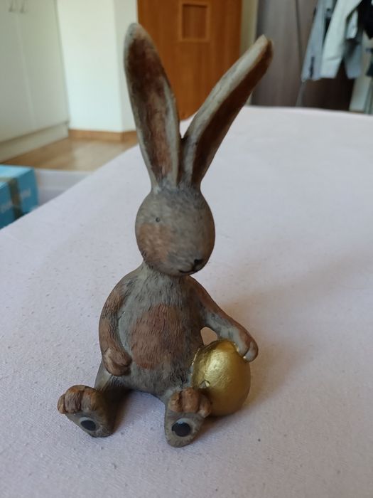 FIGURKA ZAJĄC  kròlik wielkanocny biały