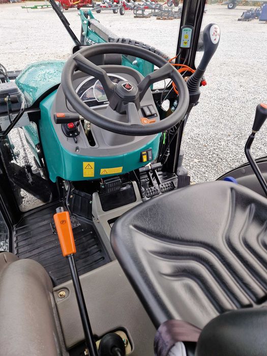 ciągnik komunalny -rolniczy Arbos,  fabrycznie nowy, gwarancja 2 lata