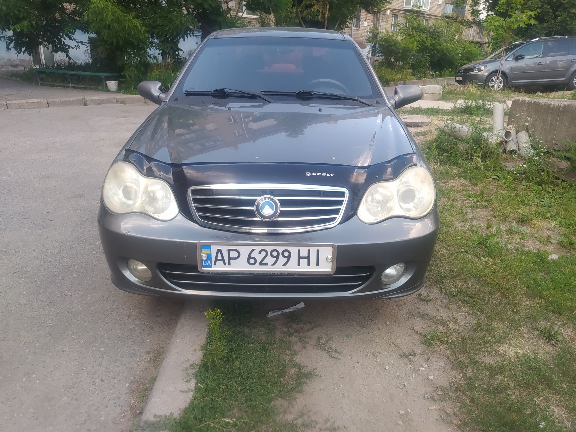 Продам  или обмен на дачу Geely MR 2011