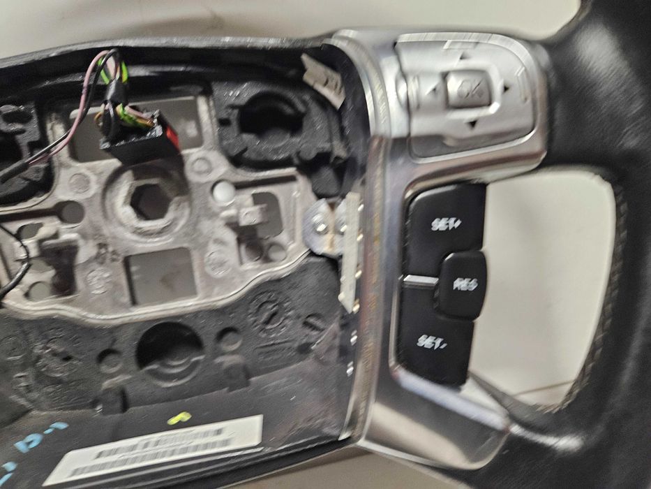 Kierownica Ford Mondeo MK4 LIFT TEMPOMAT