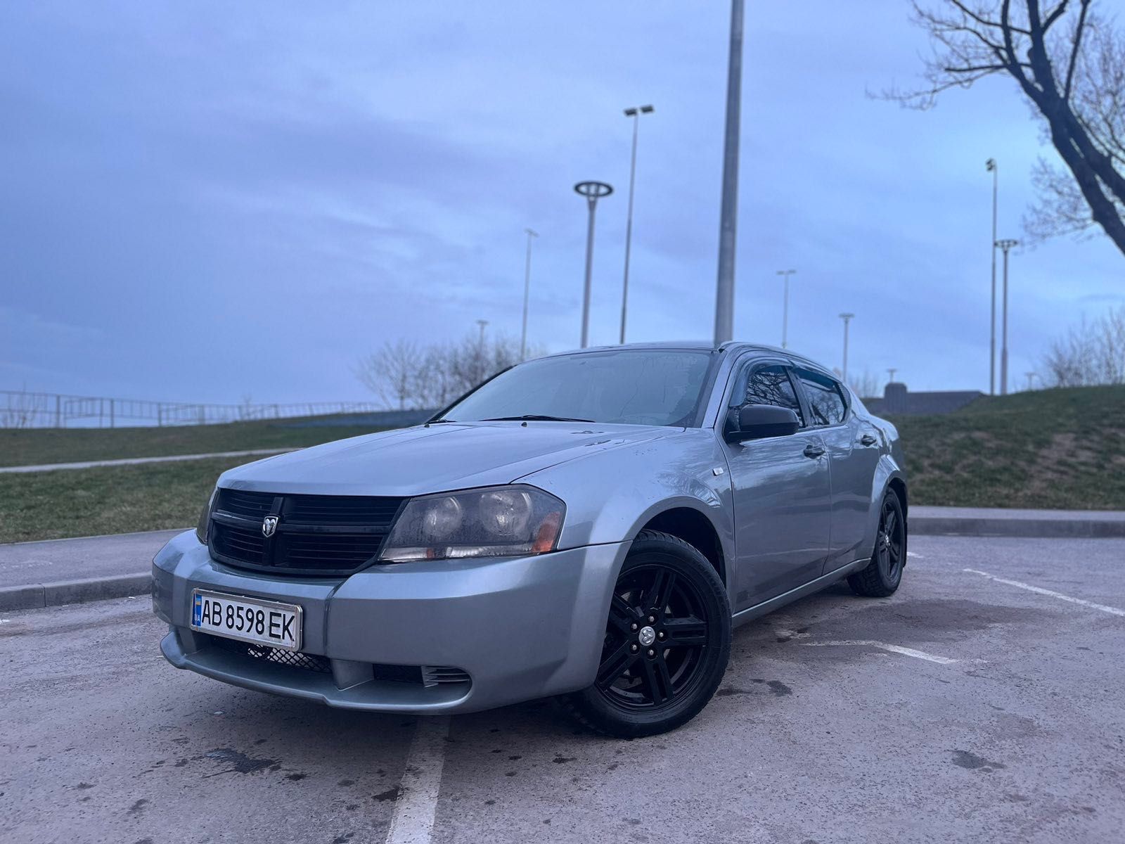 Продам Dodge avenger