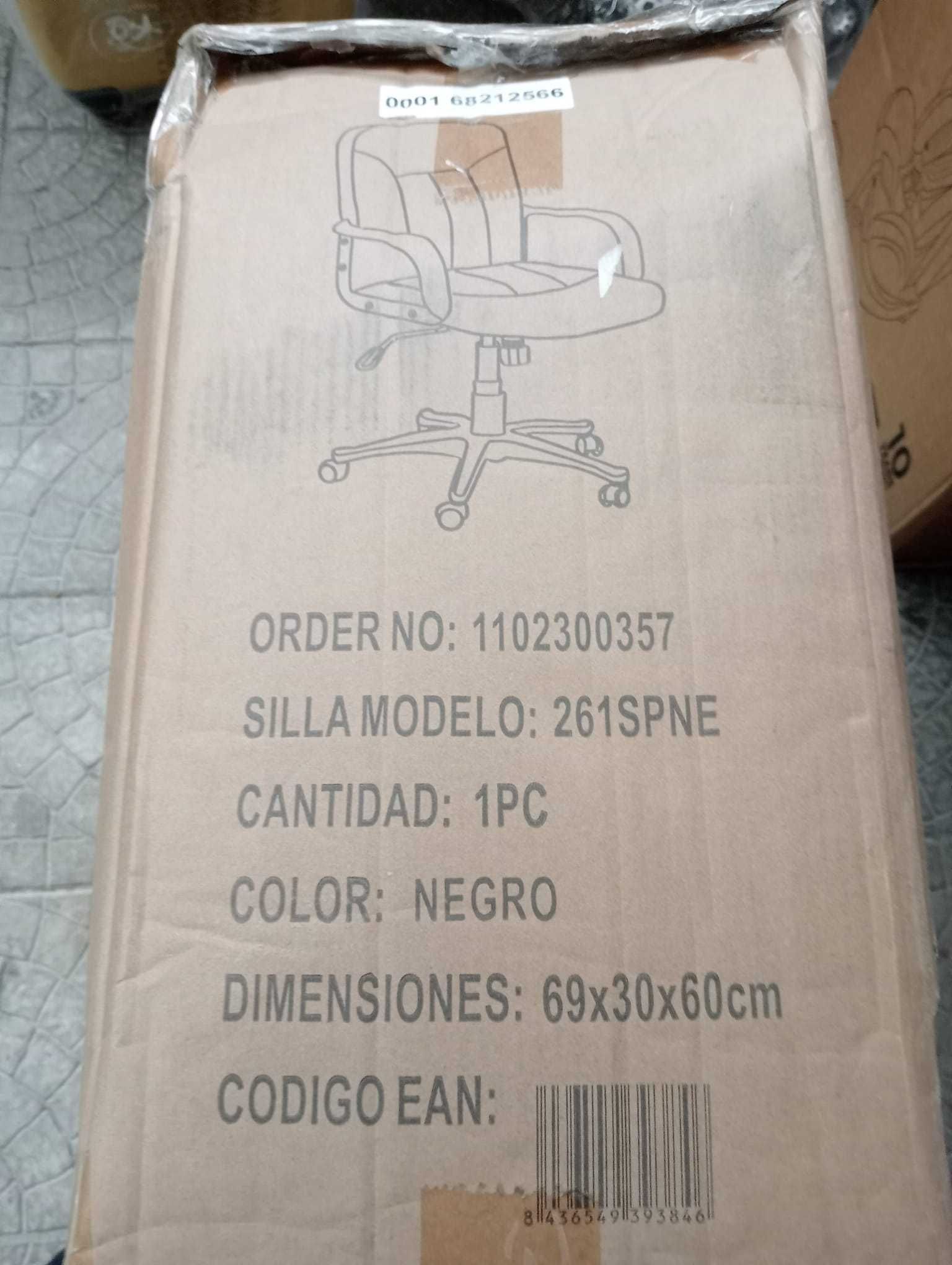 Cadeira de escritório NOVA na caixa