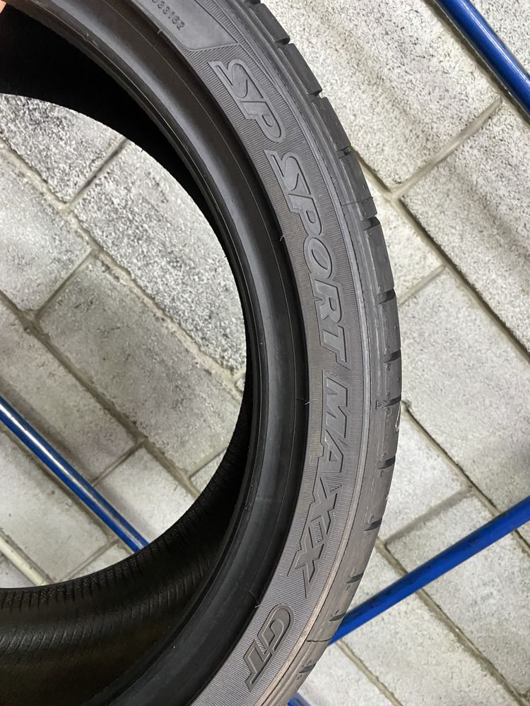 Літні шини 255/40 R19 DUNLOP