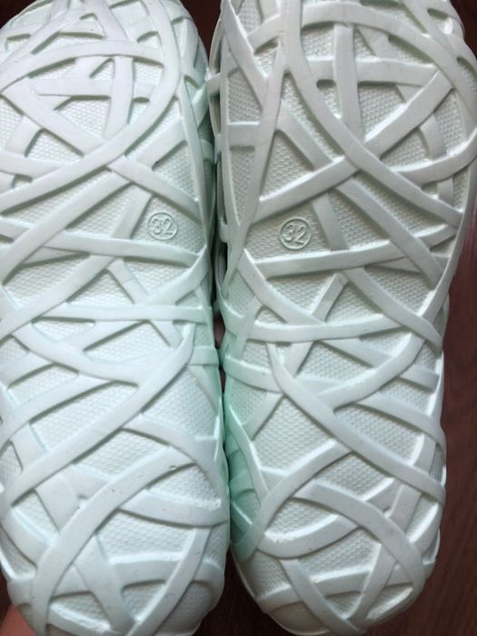 Nowe buty do wody na basen rozmiar 32