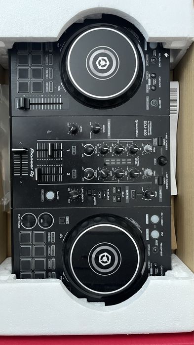 DDJ 400 + Pudelko