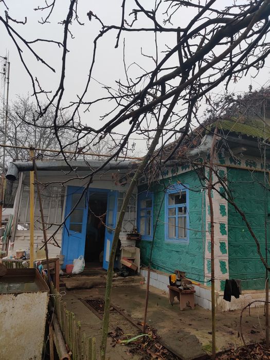 Будинок  в селі Оляниця