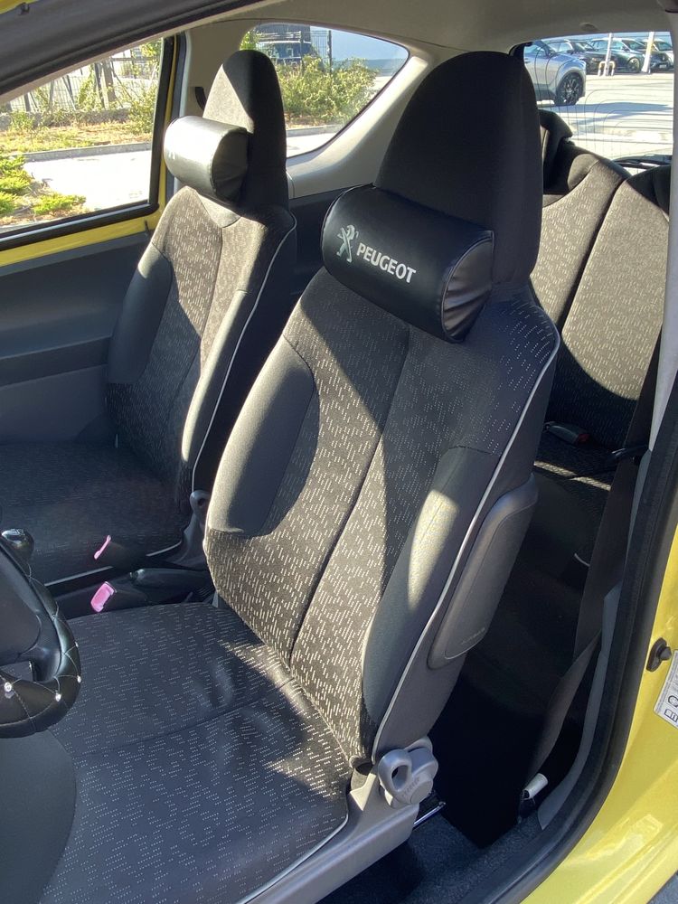 Peugeot 107- Amarelo