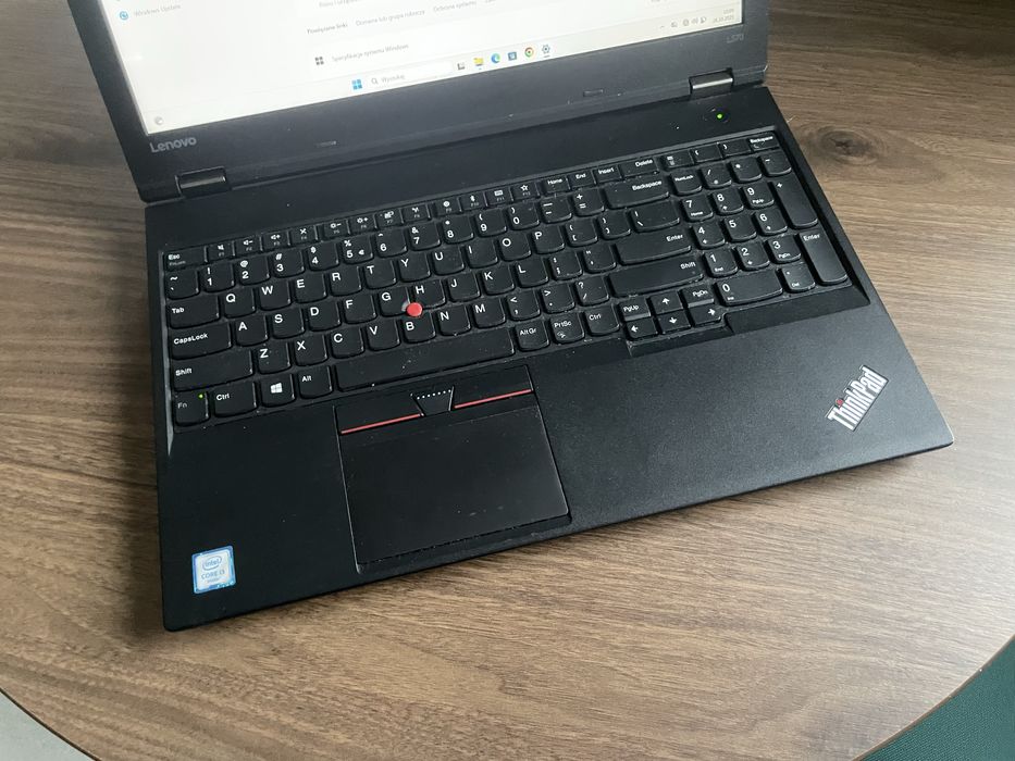 Laptop Lenvo L570 i3 8GB 120 SSD Windows 11 Pro