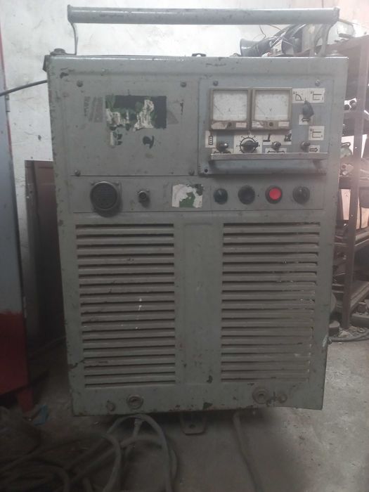 Зварувальний апарат ВДУ-506