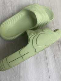 Adidas Adilette 44 klapki