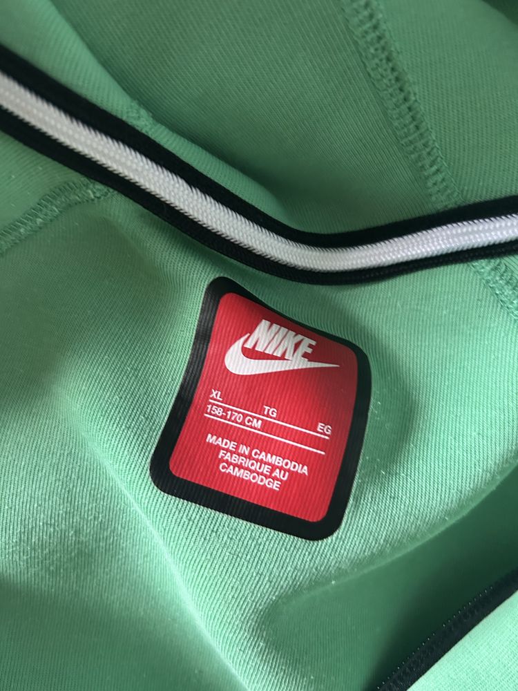 Кофта nike tech fleece