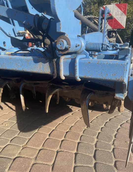 Agregat uprawowo siewny