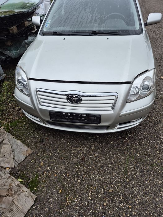 Бампер фари Toyota avensis T25 2003-2009