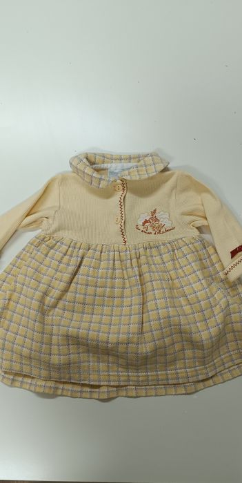 Vestido de inverno de bebé 1 mês. Forrado por dentro.