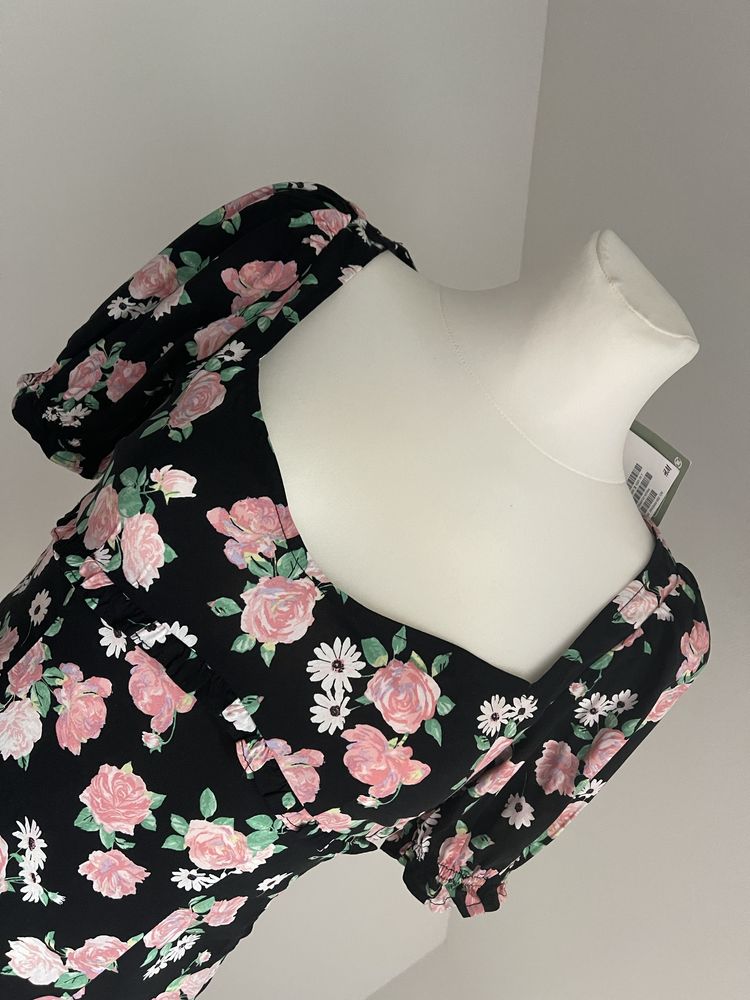 Krótka sukienka z wiskozy czarna w różowe kwiaty H&M r.34 XS