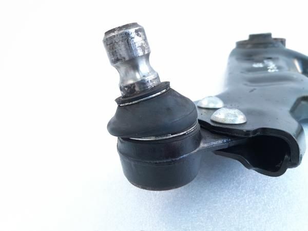 Braço de suspensão frente direito MERCEDES-BENZ Vito / Vito Combi (W63