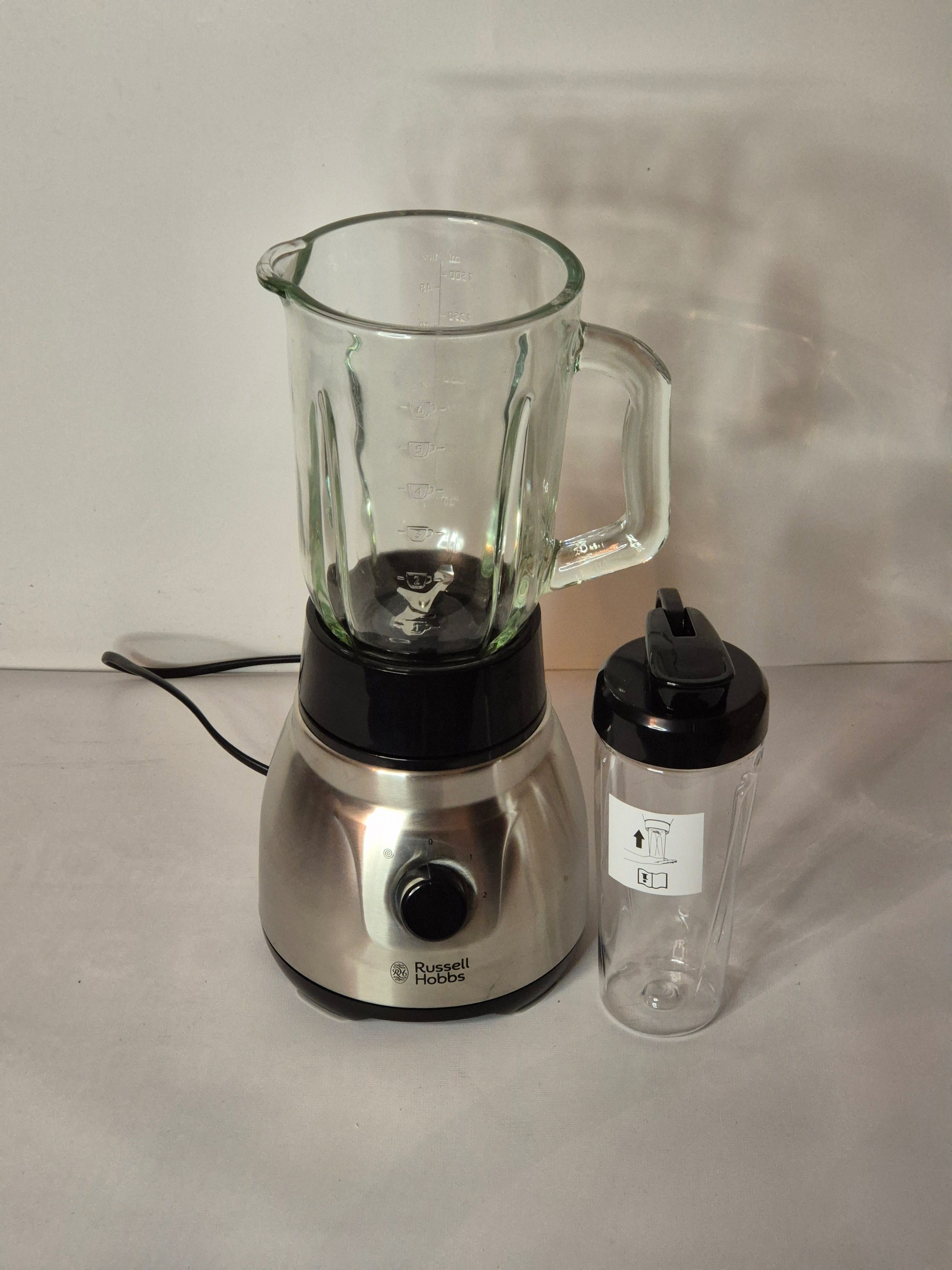 Blender kielichowy Russell Hobbs 23821/56