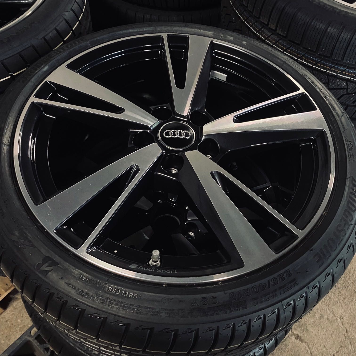 Koła 18” Audi A3 S3 8Y Audi Sport, felgi z oponami 225/40R18 S-Line