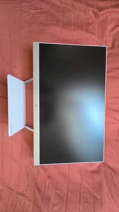 Monitor - HP Pavilion 22XW srebrny