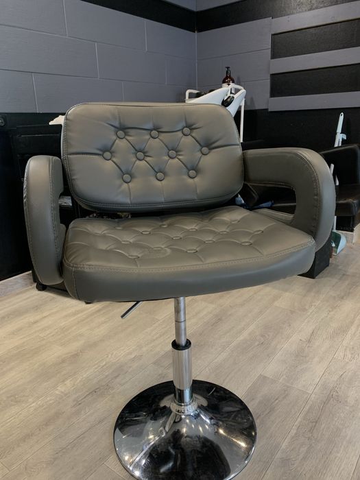 Стілець для бюті майстра