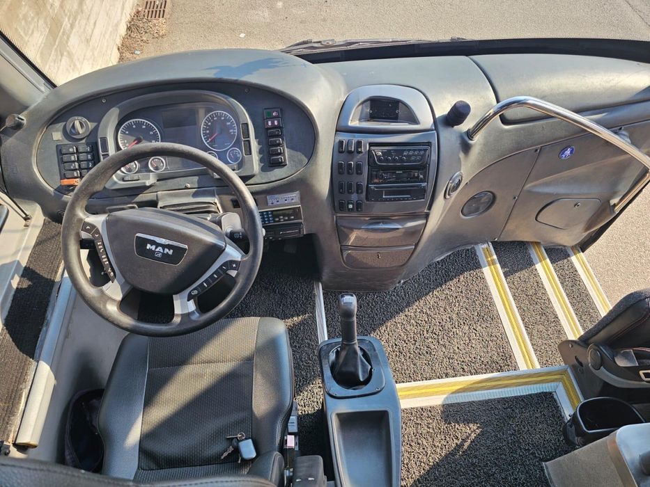Autocarro MAN para venda