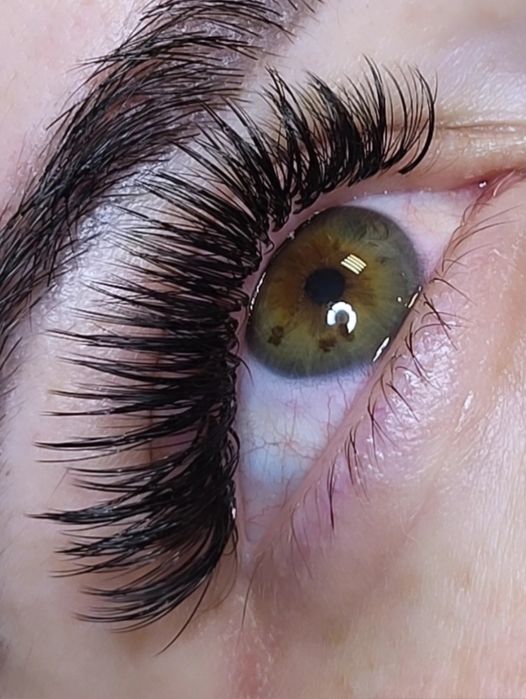 Нарощування вій Бородинський Наращивание ресниц Запорожье