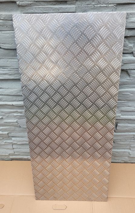 Blacha aluminiowa ryflowana 8mm
