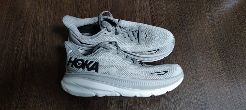Кросівки Hoka Clifton 9