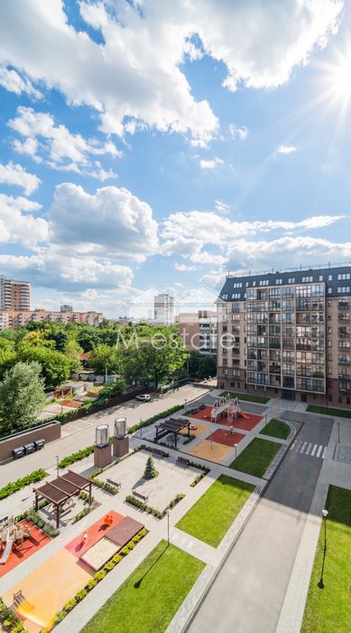 Квартира от собственника  в ЖК Резиденция ,дизайнерский ремонт,мебель