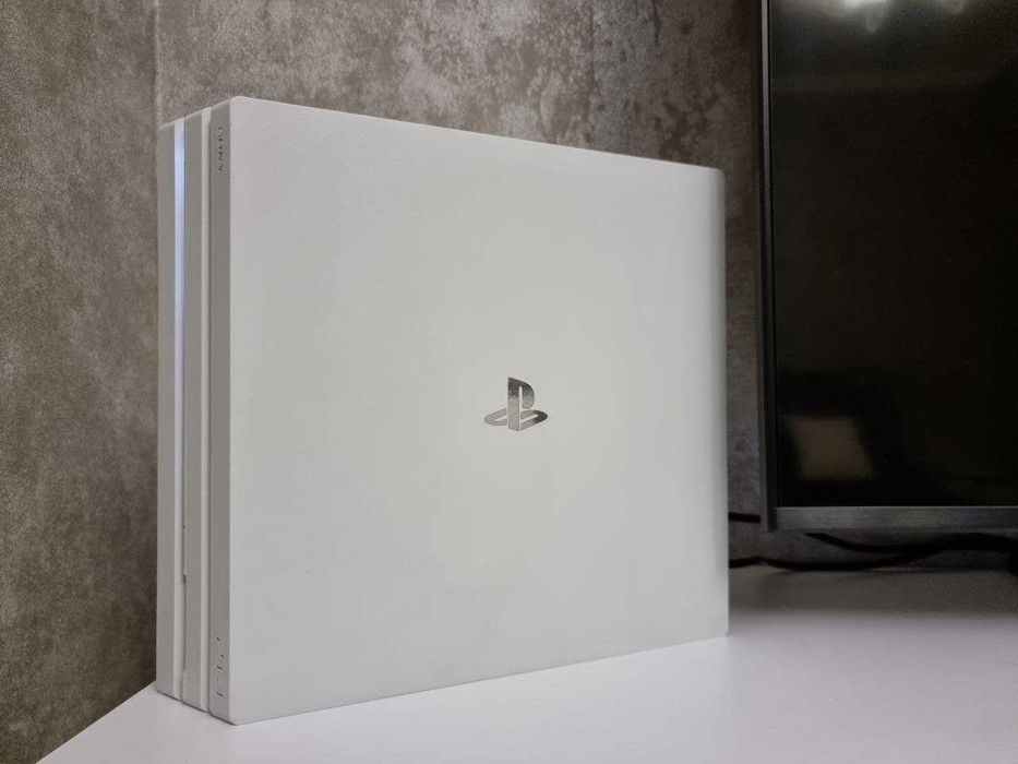 Playstation 4 pro 1 TB Б/У White (Біла) Рідка модель!