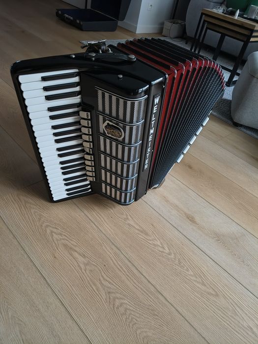 Akordeon Weltmeister CANTUS IV 120 basó 4 chóry, CASOTTO jak NOWY !