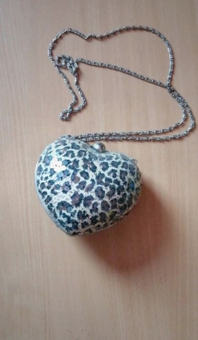 Torebka serce łańcuszek