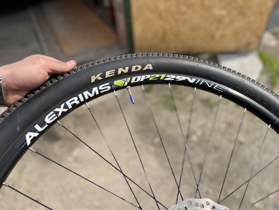 Покришка Kenda 29' (велосипедна)