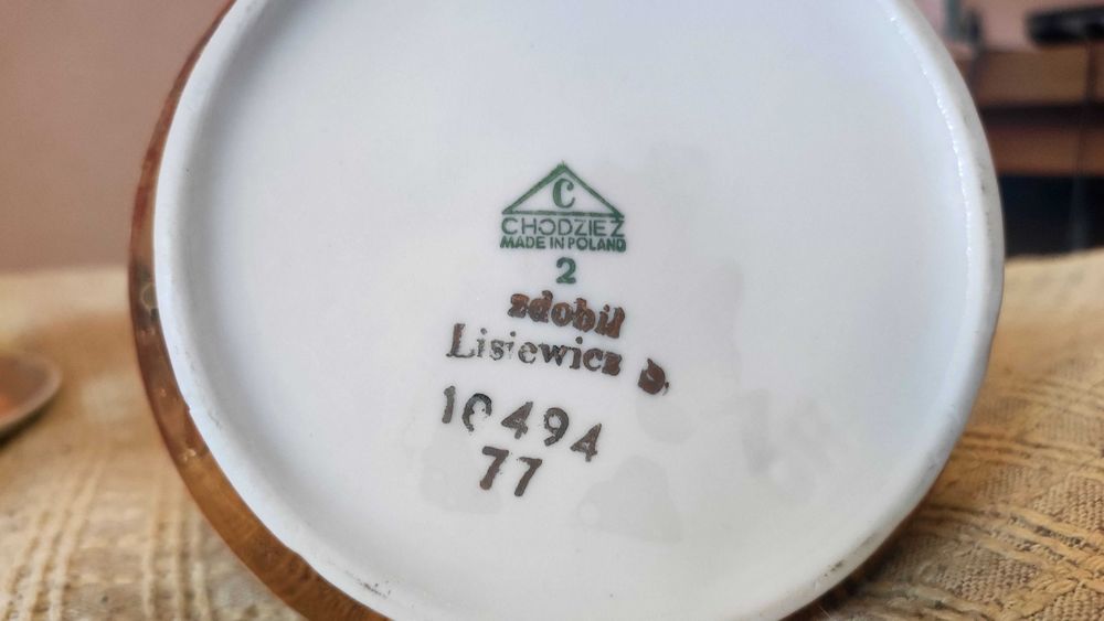 Serwis kawowy herbaciany zdobiony Lisiewicz PRL, filiżanki, Chodzież