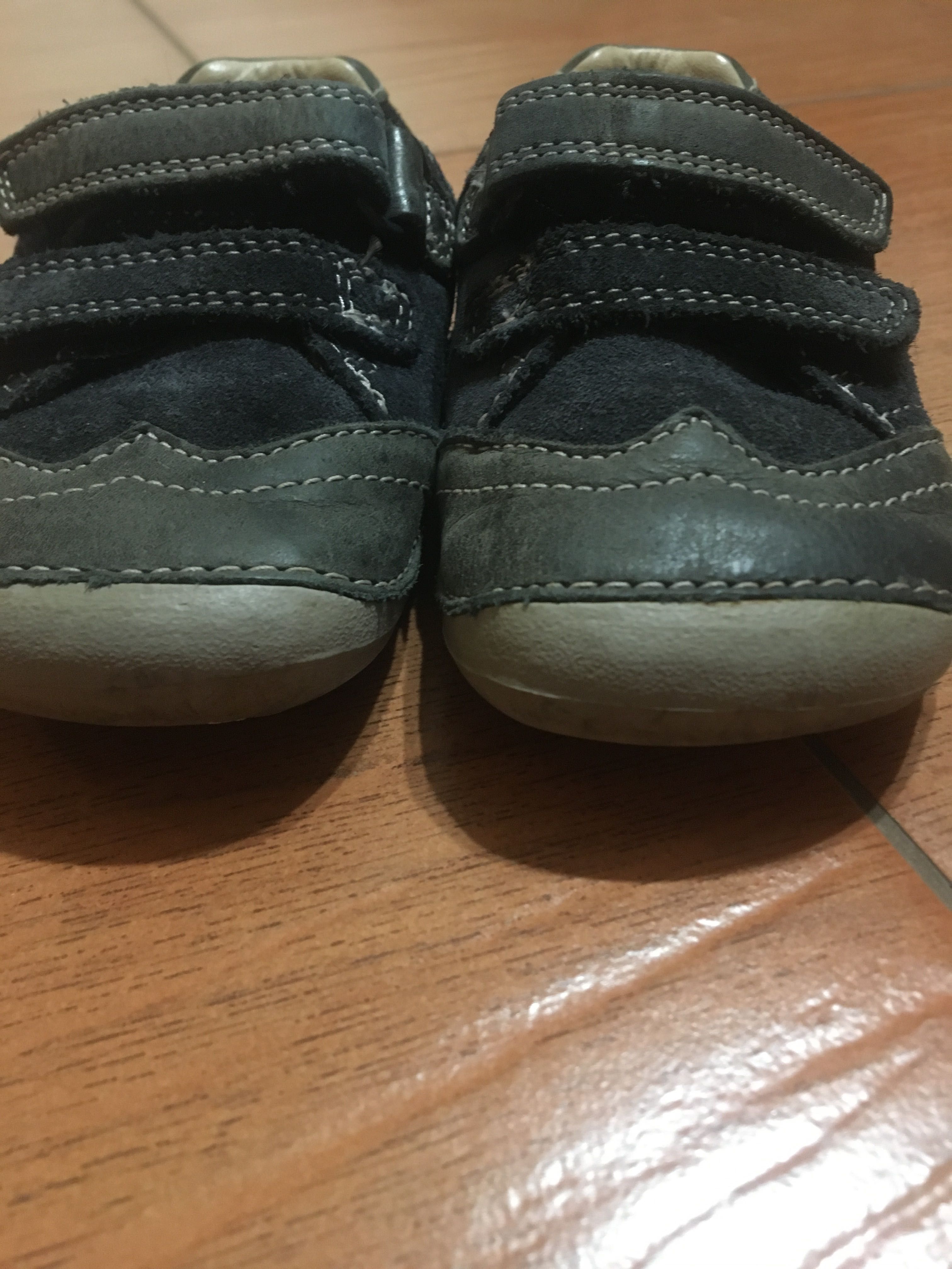 Кросівки Clarks 21 розмір на хлопчика 1-2 рочки б/в
