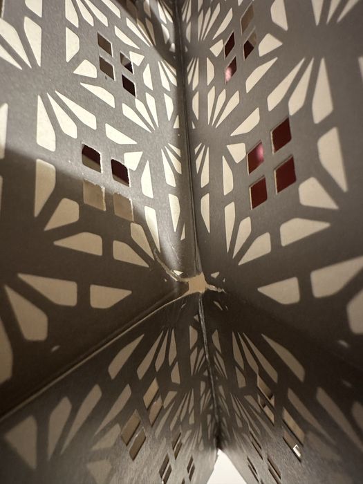 Szara gwiazda papierowa Ikea Strala ozdoba okno świąteczna