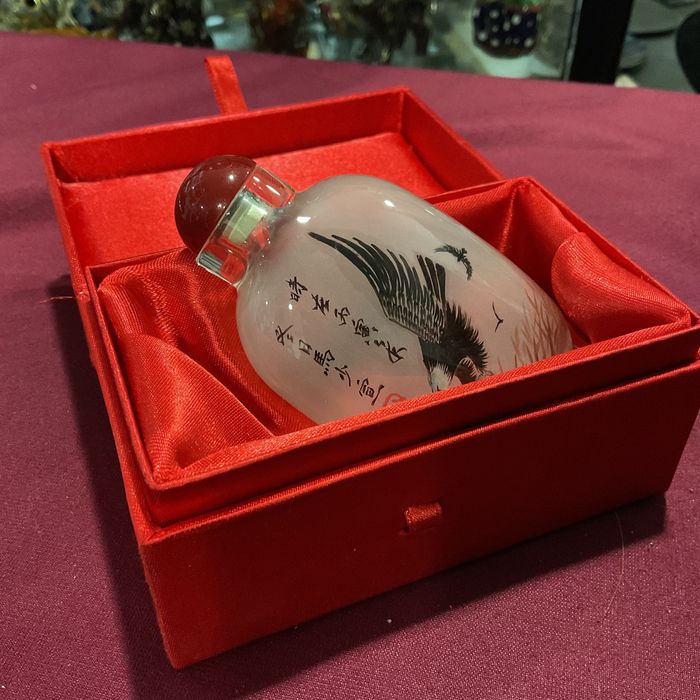 Snuff bottle oriental ,sem caixa 9 cm alt.