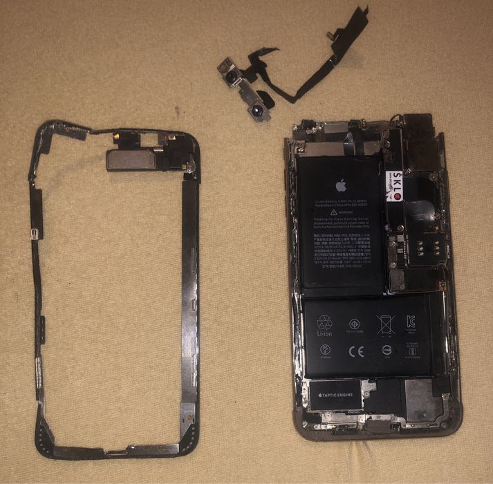 Продам запчастини Iphone XS max