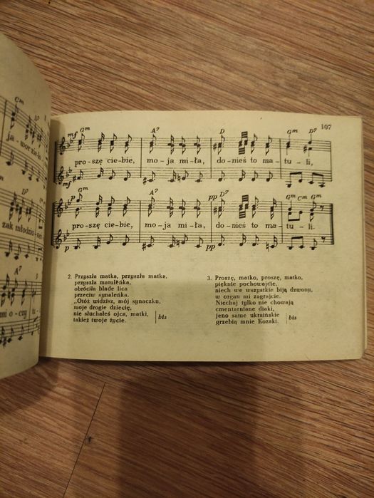 Płynie pieśń nasza śpiewnik towarzyski