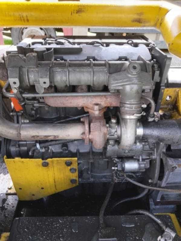 Kompresor śrubowy Atlas Copco xas125 7.5m3
