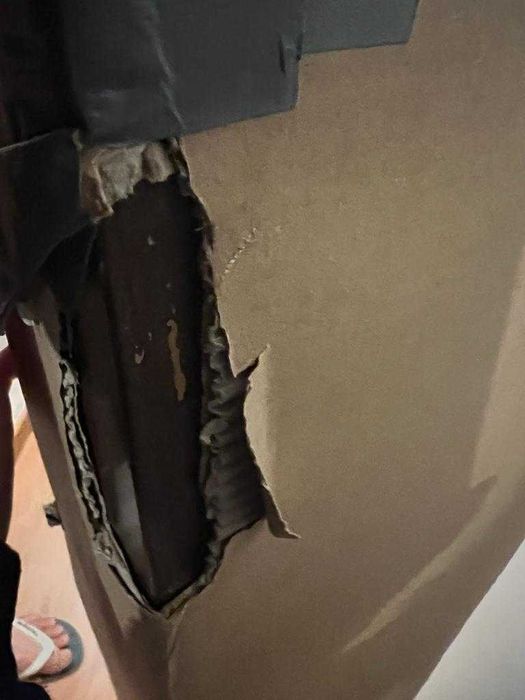 Estante NOVA com prateleiras em madeira Modelo BRUSALI/IKEA (na caixa)