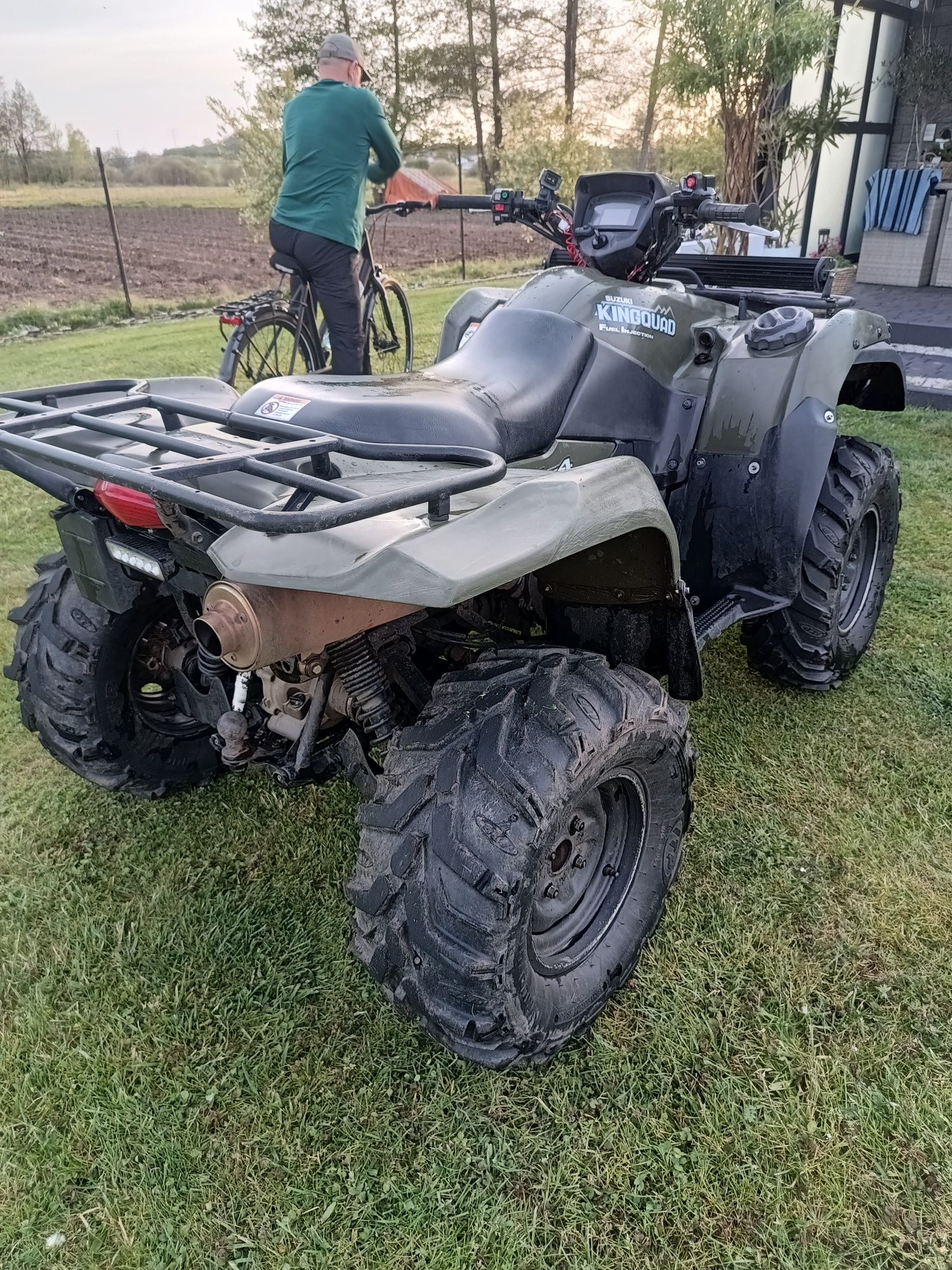 Suzuki kingquad 700