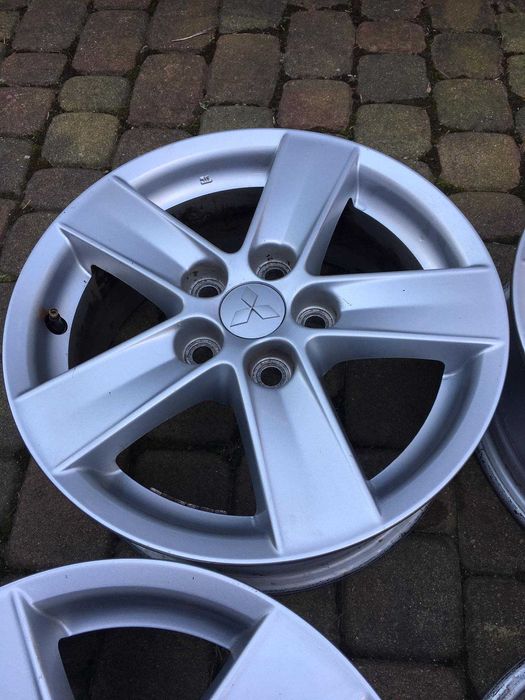 Alufelgi Mitsubishi 16 5x114,3 et 46