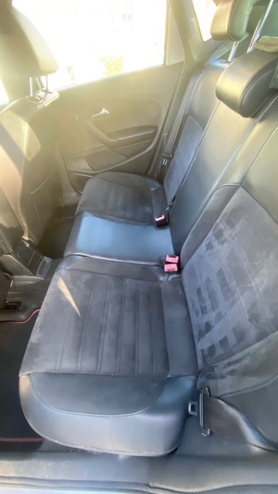 VW Polo 1.4 Look GTI (2010) - Teto de Abrir, Bem Estimado