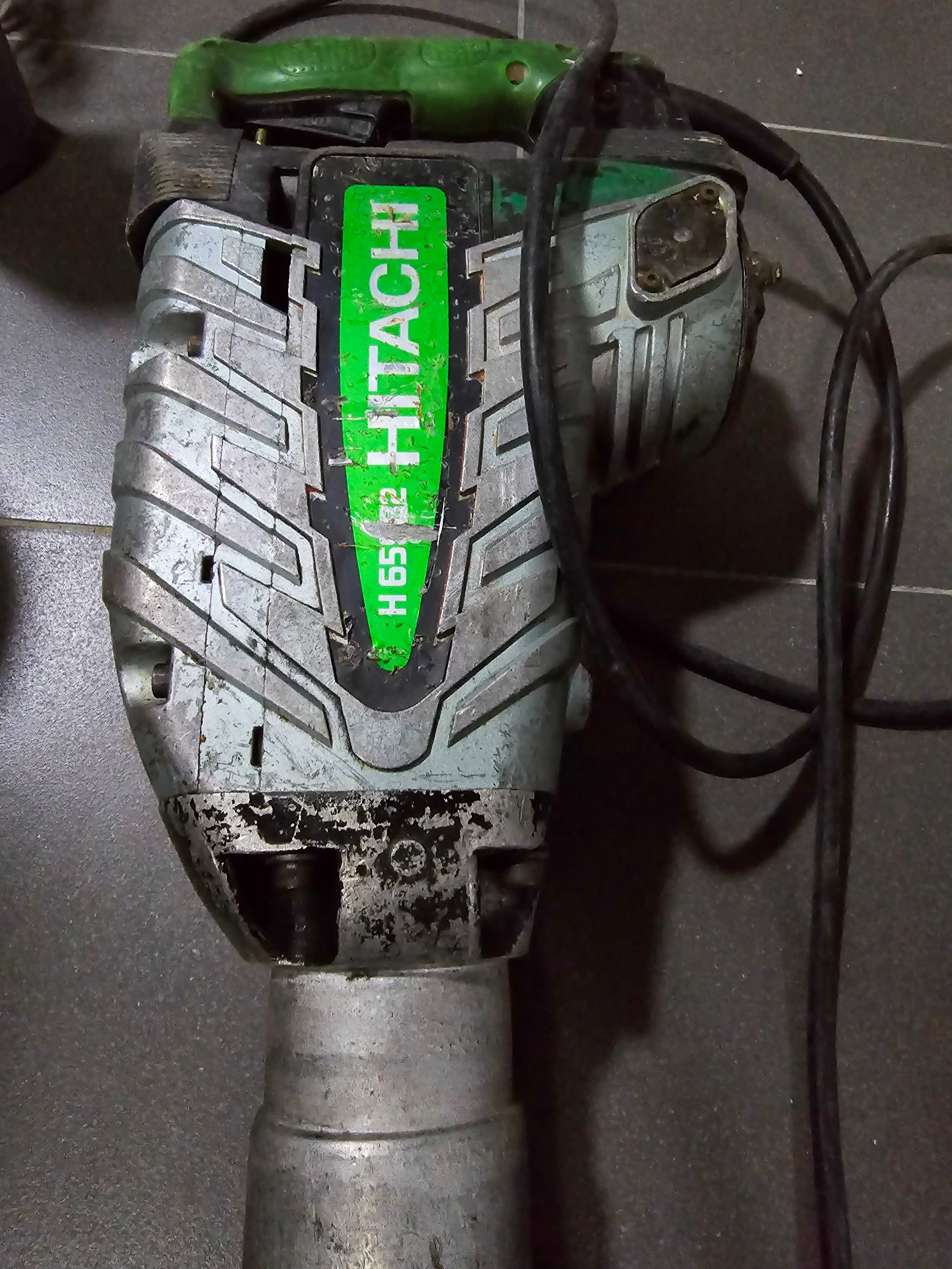 Młot Hitachi H65SB2